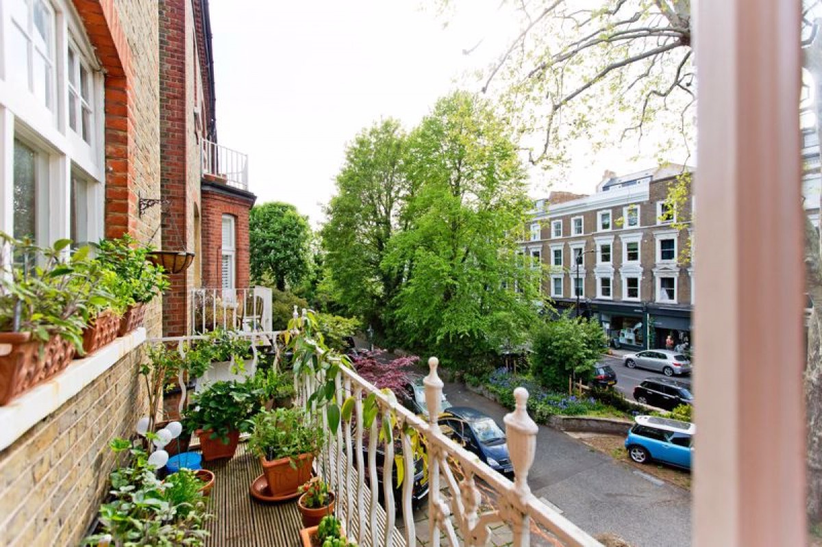 Images for Chalcot Gardens, Belsize Park NW3