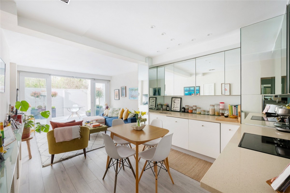 Images for Brondesbury Road, Queen's Park NW6