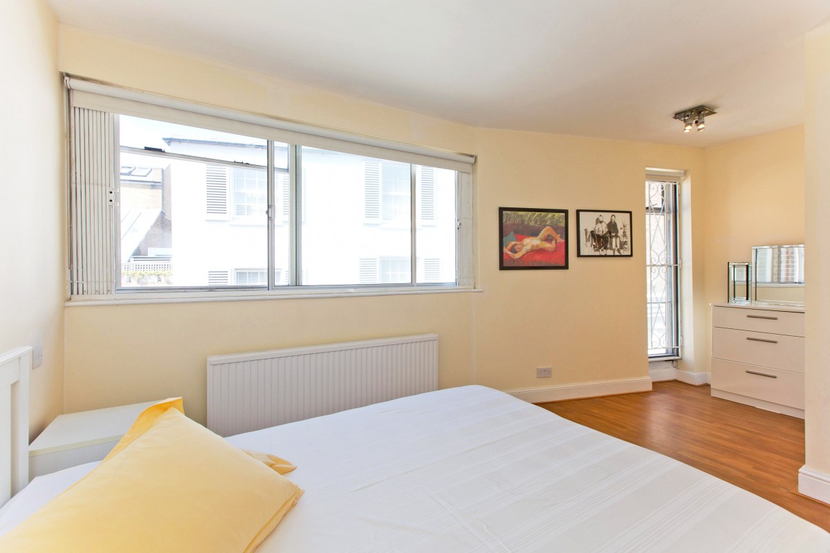 Images for Perrins Lane, Hampstead NW3