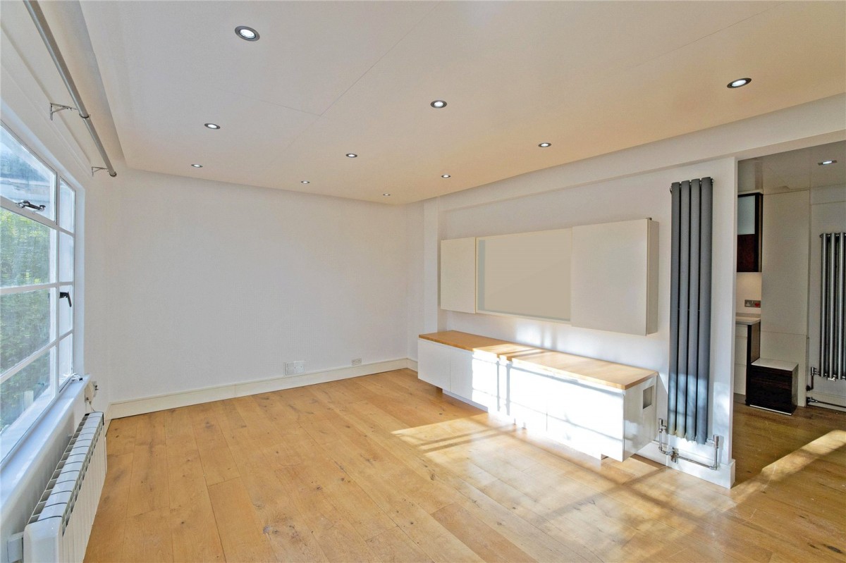 Images for WhiteHall Lodge, Pages Lane N10