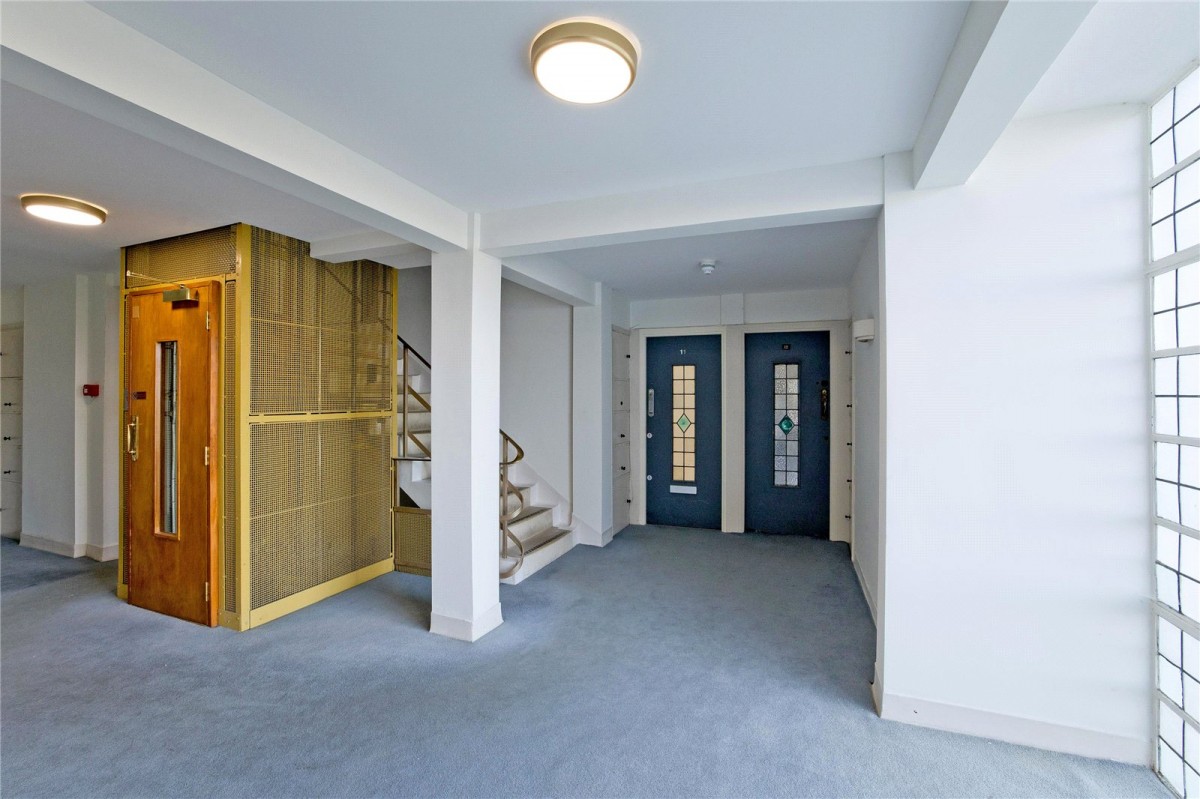 Images for WhiteHall Lodge, Pages Lane N10