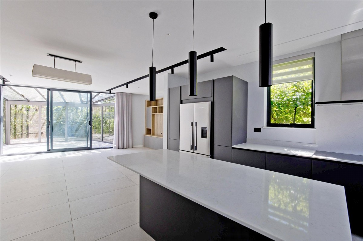 Images for Tango House, The Vale NW11
