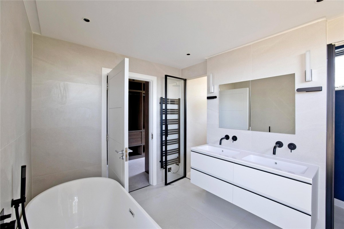 Images for Tango House, The Vale NW11