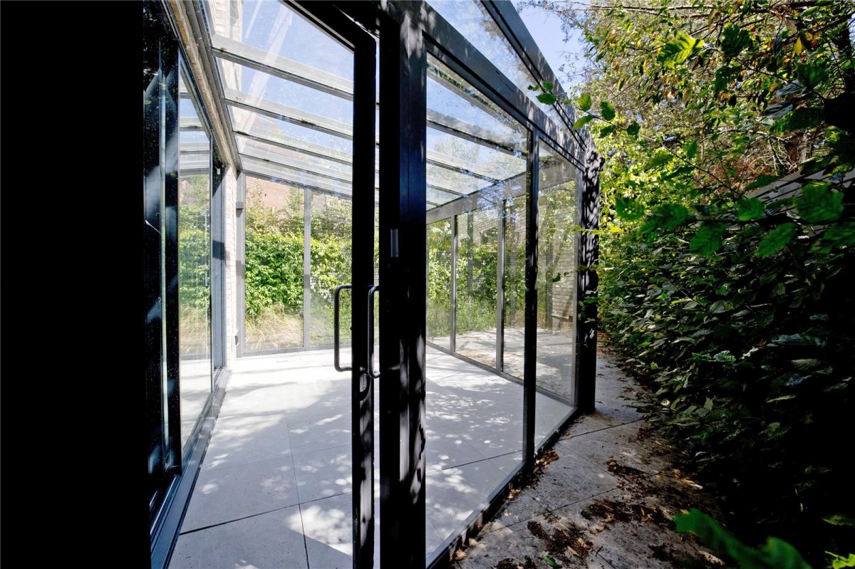 Images for Tango House, The Vale NW11