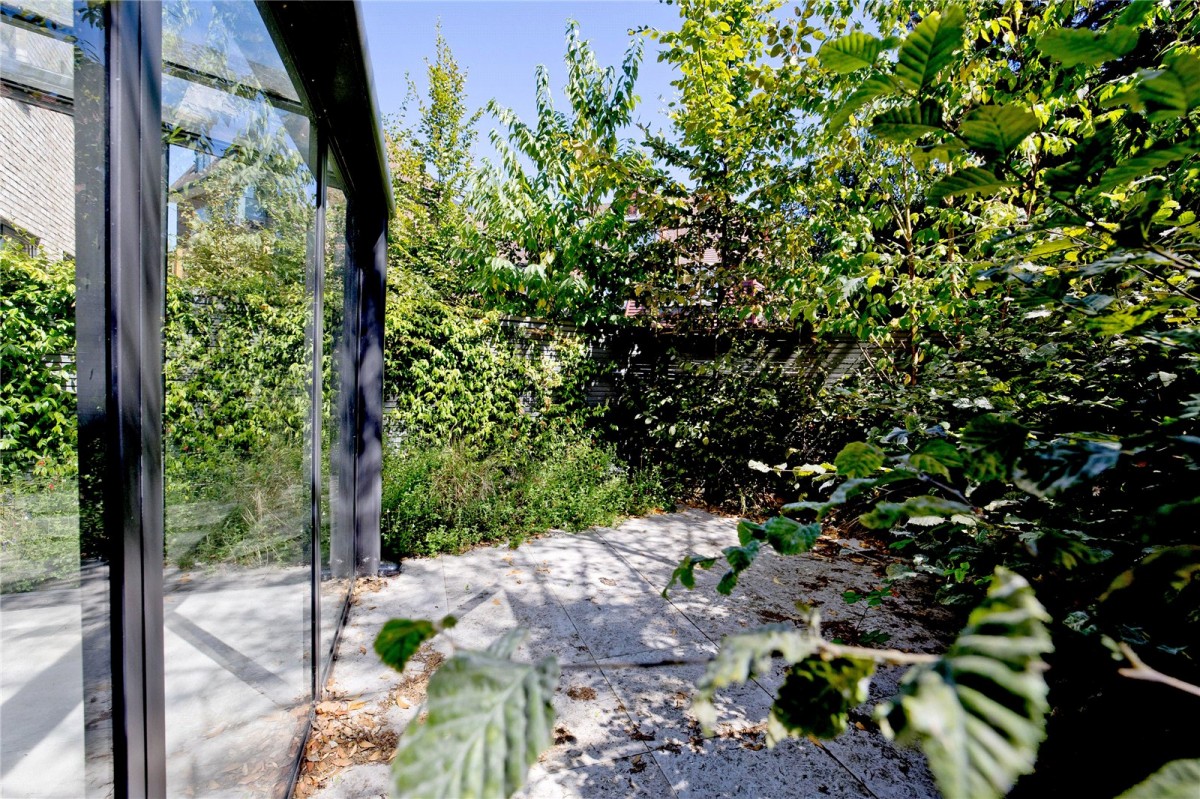 Images for Tango House, The Vale NW11