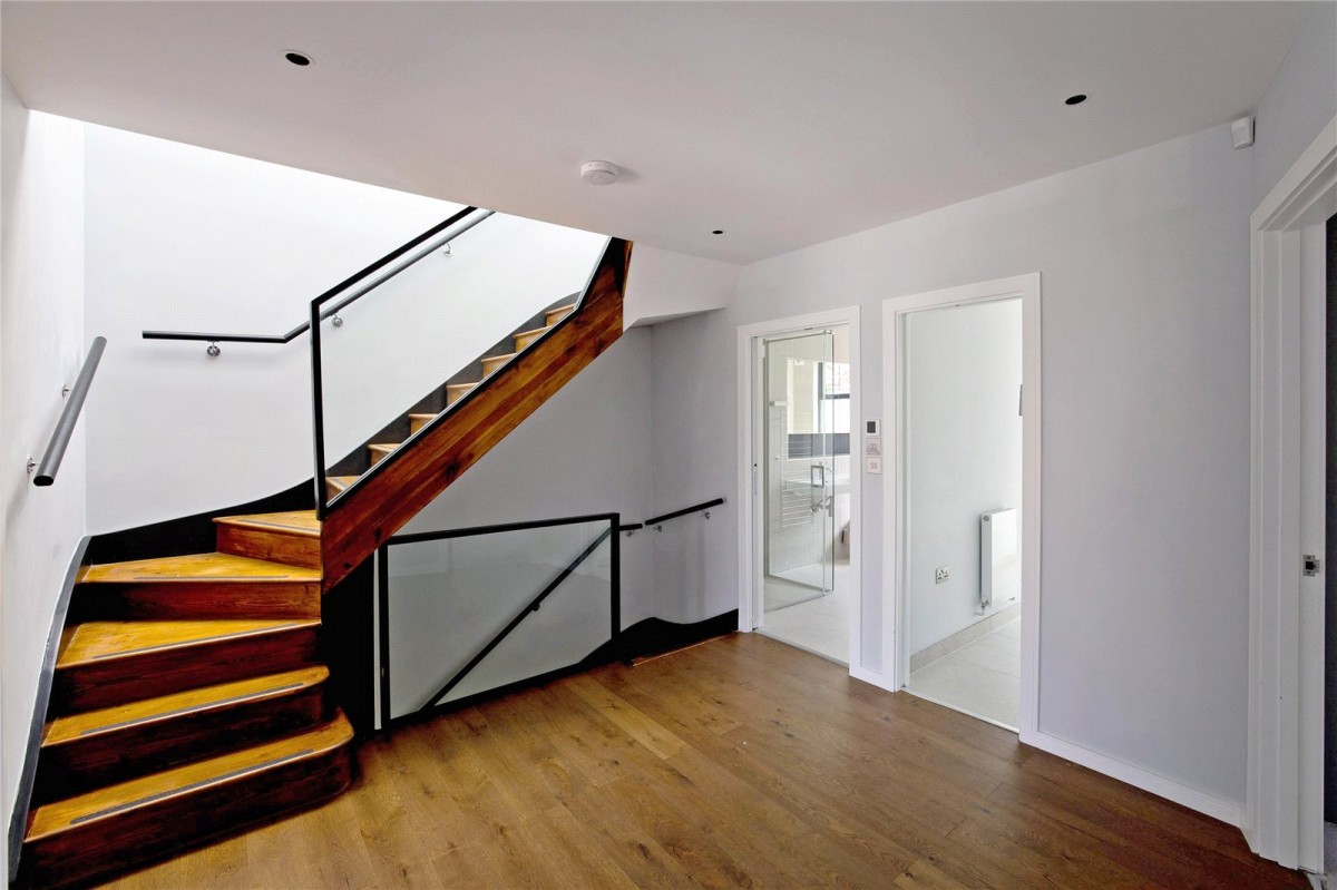 Images for Tango House, The Vale NW11